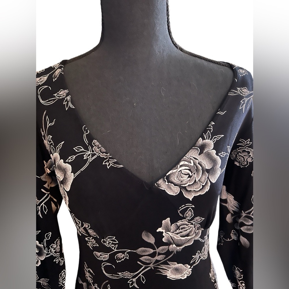 Black Market Floral Maxi Dress - Picture 3 of 6